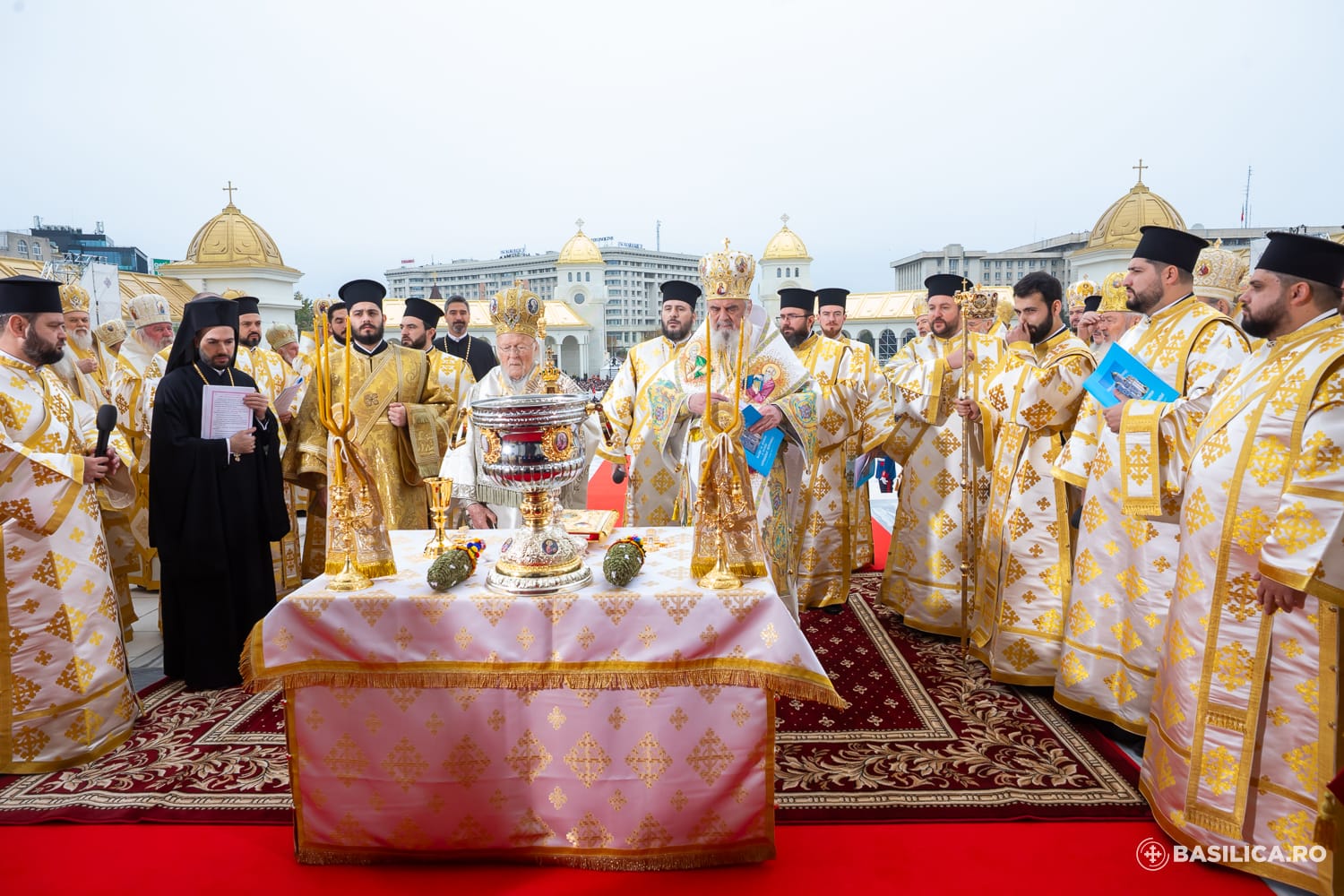 Patriarhia Română va canoniza 16 femei cu viață sfântă pe 6 februarie