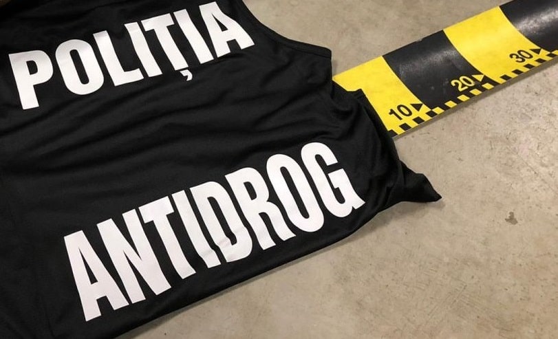 Doi tineri din Cluj, condamnați la închisoare pentru trafic de droguri