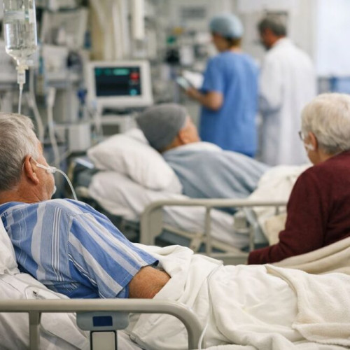 Decese cauzate de pneumonie în rândul vârstnicilor