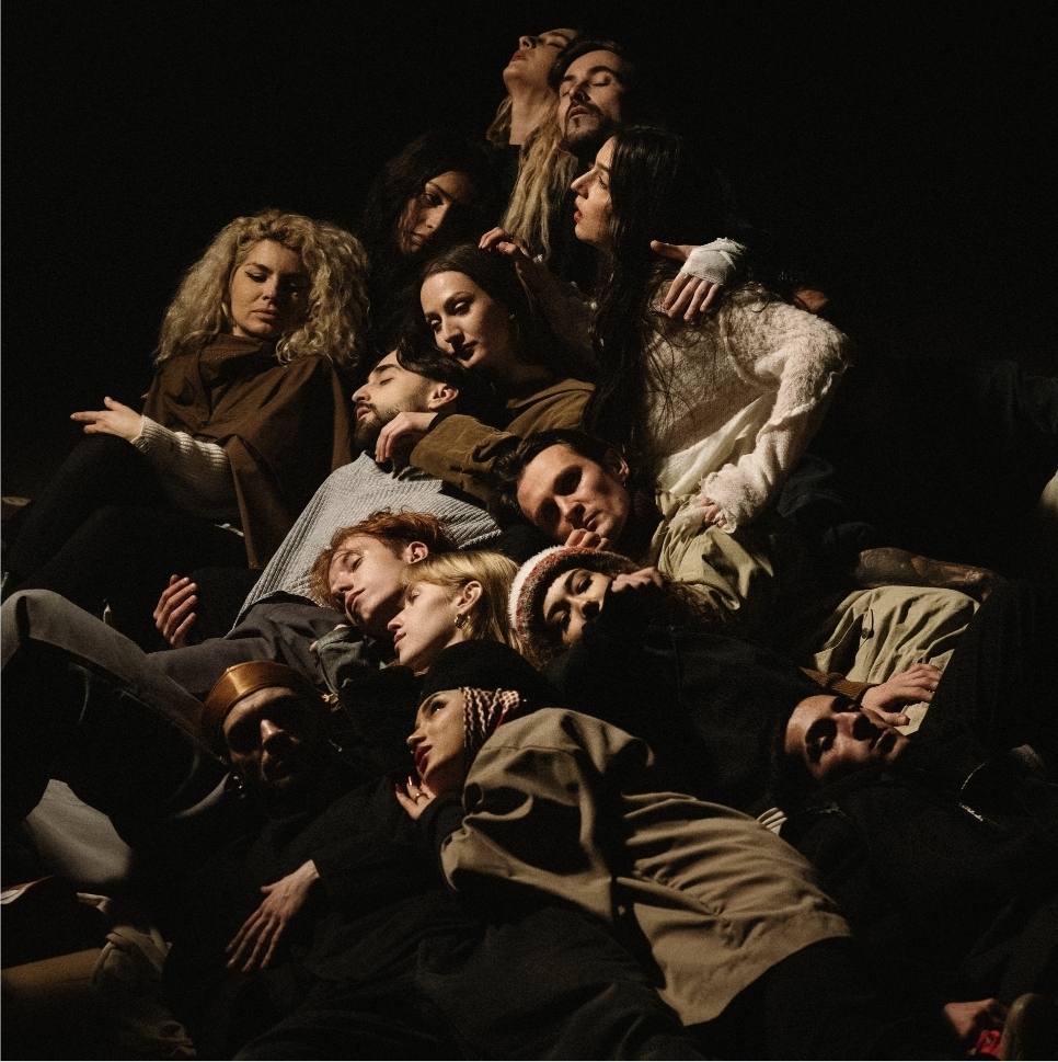 EMAA lansează single-ul „Noaptea” și un videoclip captivant