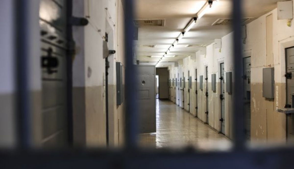 Condamnat pentru furt calificat, un bărbat de 39 de ani a ajuns în Penitenciarul Botoșani