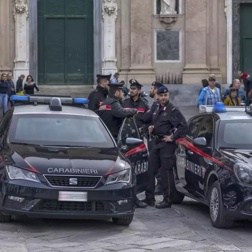 Doi soți români arestați în Italia pentru coordonarea unei rețele de spargeri