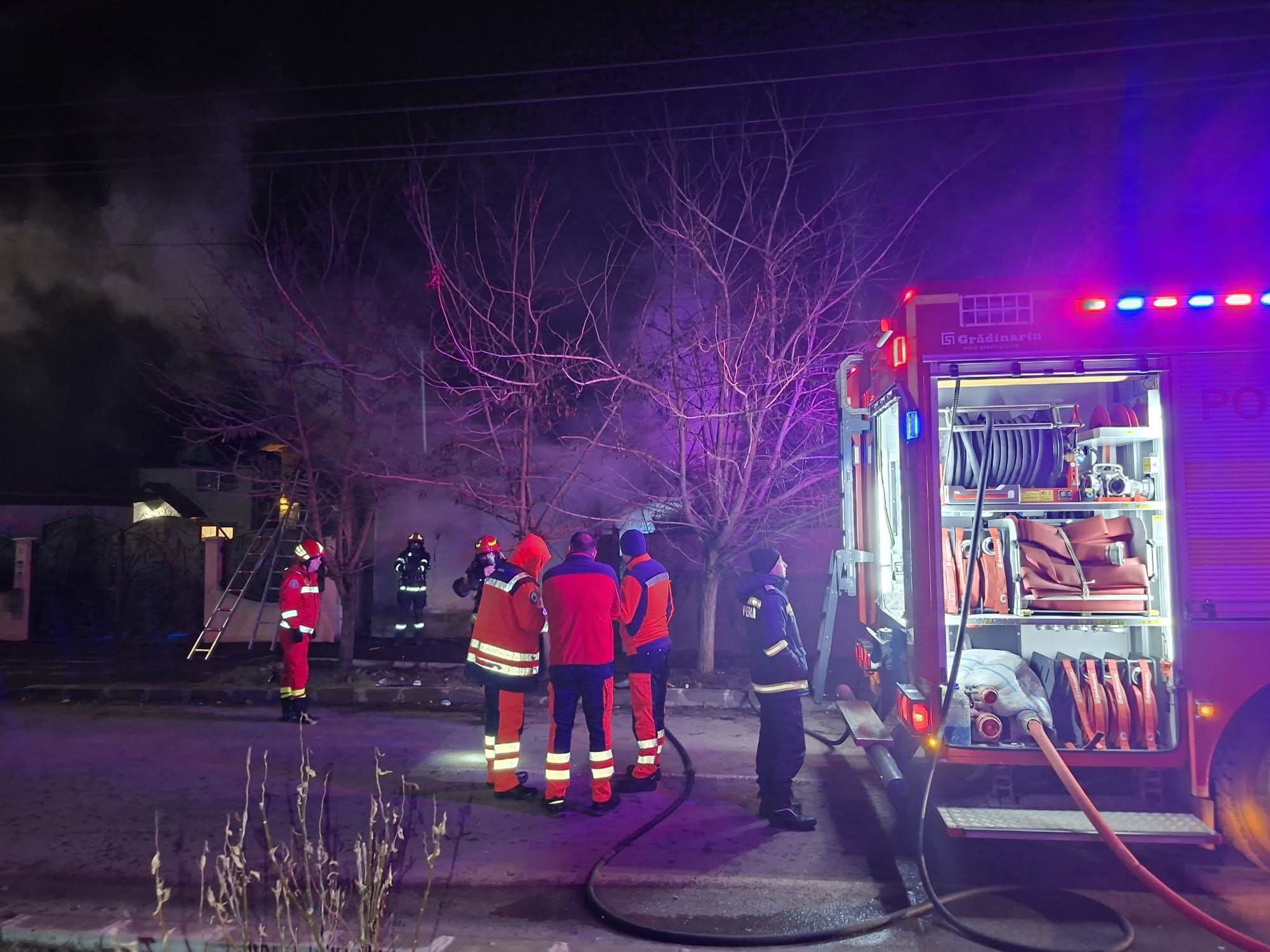 Incendiu devastator în Brăila: Proprietar de 73 de ani găsit decedat