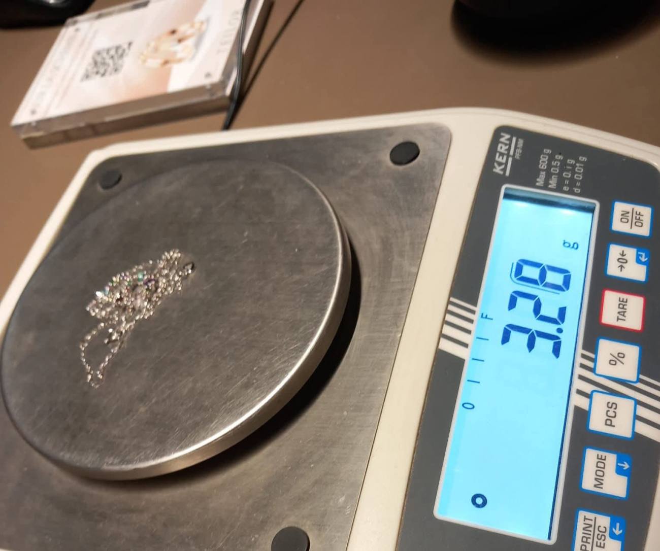 Controale naționale ale ANPC asupra comercianților de metale prețioase