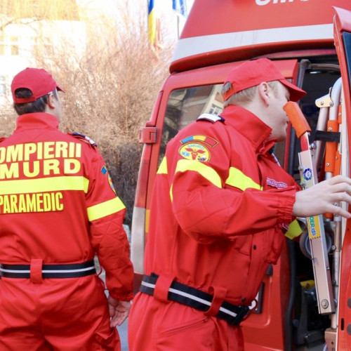 Pompierii intervin în Pitești pentru o persoană cu stare de rău