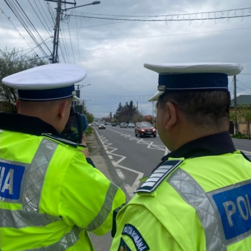 Șofer din Vrancea depășește limita legală de viteză pe E85, în afara localității Mihăilești, în județul Buzău