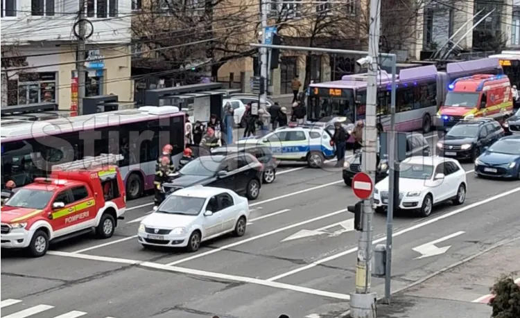 Accident rutier în Piața Cipariu din Cluj-Napoca