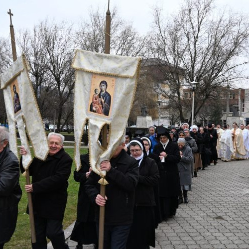 Sfânta Liturghie Arhierească la Parohia „Sfânta Maria” din Baia Mare