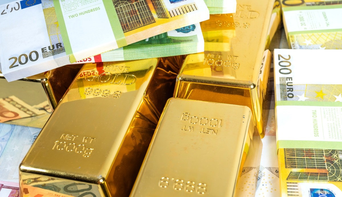 Rezervele BNR cresc, iar aurul înregistrează aprecieri semnificative