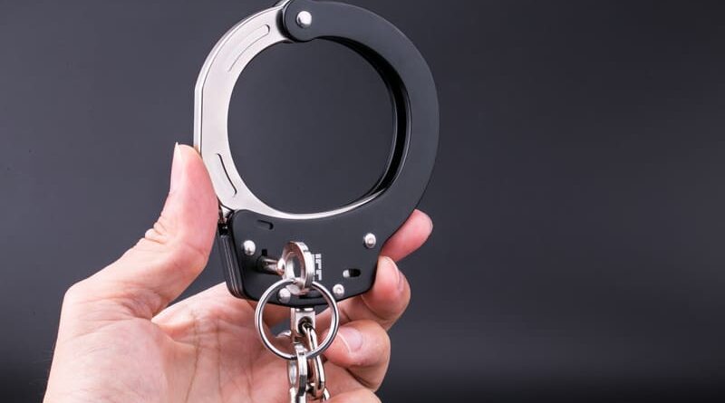 Amenințat cu pușcăria, hunedoreanul își plătește amenda penală