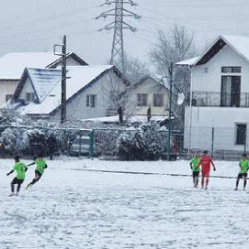 Teleajenul Vălenii de Munte obține o victorie în amicalul cu CS Câmpina