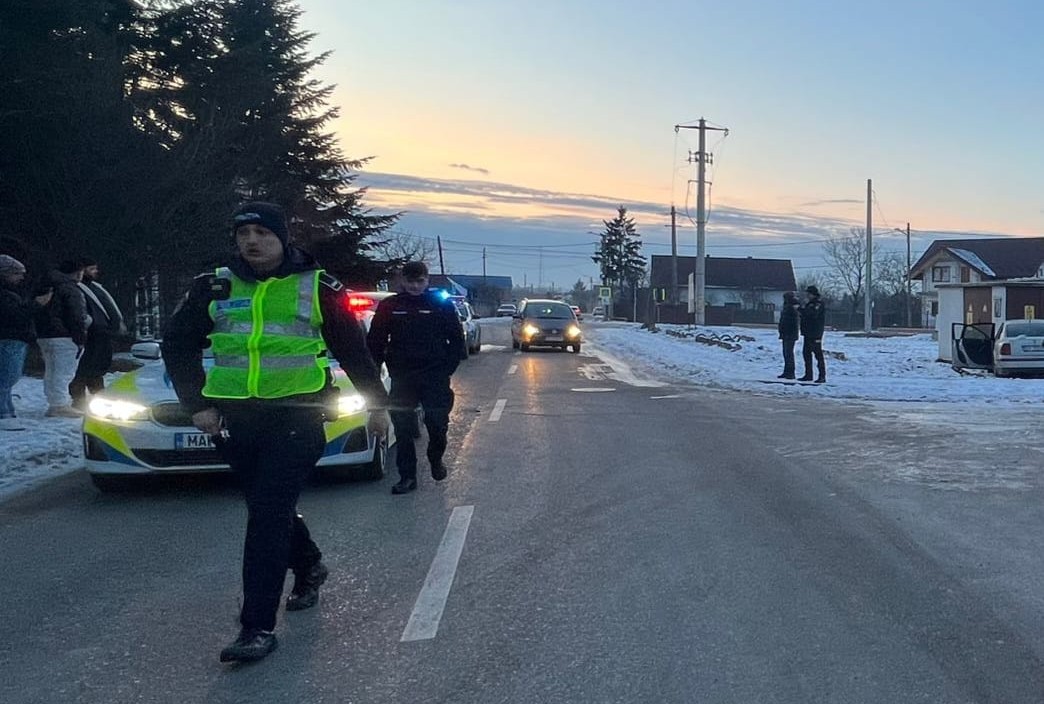 Accident rutier în Dorohoi: două persoane rănite