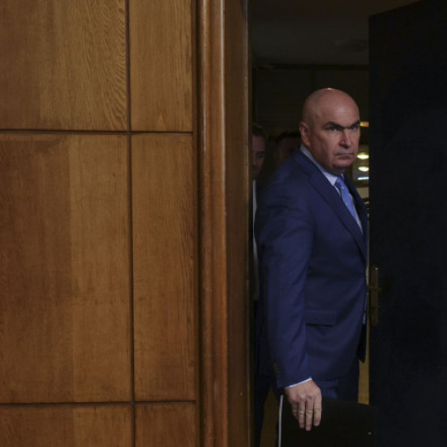 Ilie Bolojan discută bugetul pentru 2026 cu primarii din țară