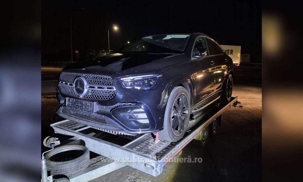 Autoturism furat din Italia descoperit de polițiștii din Giurgiu