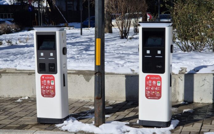 Nouă stații de încărcare a mașinilor electrice în Sectorul 1