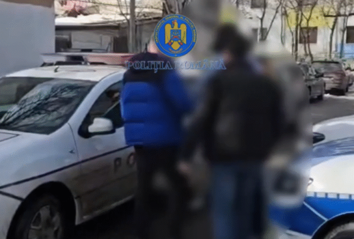 Doi tineri reținuți pentru tragerea cu pistoale cu bile în Sectorul 5 al Capitalei