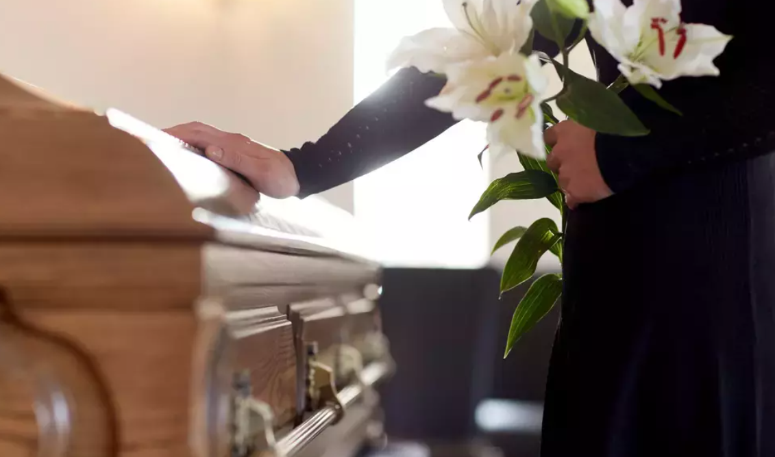 Tragedie în județul Botoșani: Un fiu a decedat la o zi după tatăl său