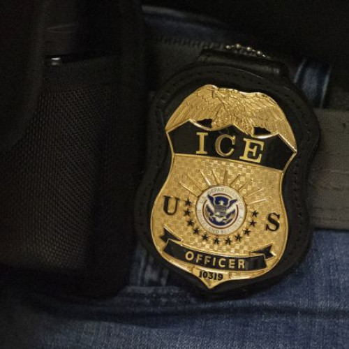 Companiile renunță la colaborarea cu ICE