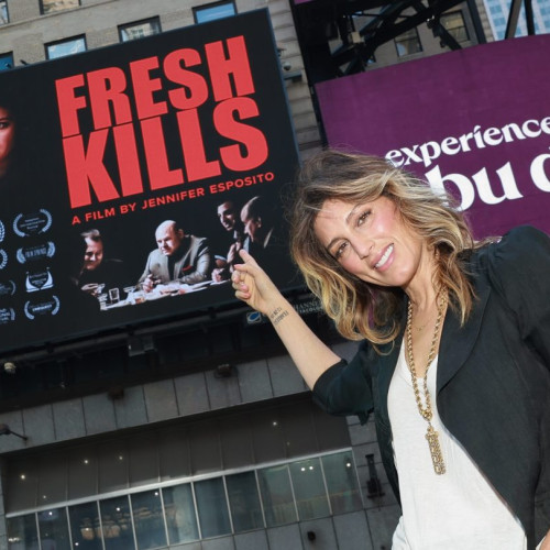 Jennifer Esposito dezvăluie că trebuie să se mute din casa sa pentru un nou film