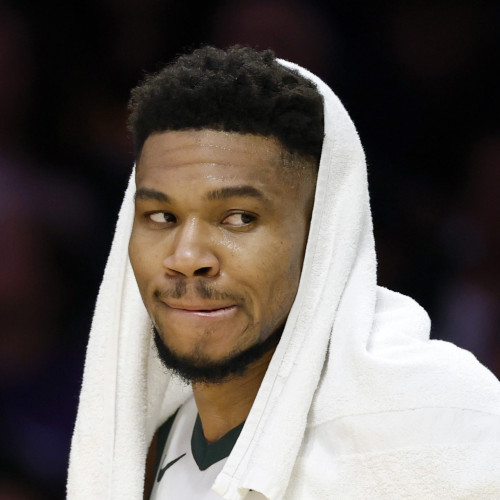 Warriors suferă o lovitură majoră în căutarea lui Giannis Antetokounmpo