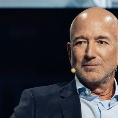 Jeff Bezos rămâne dedicat Washington Post în ciuda concedierilor masive, spune redactorul-șef