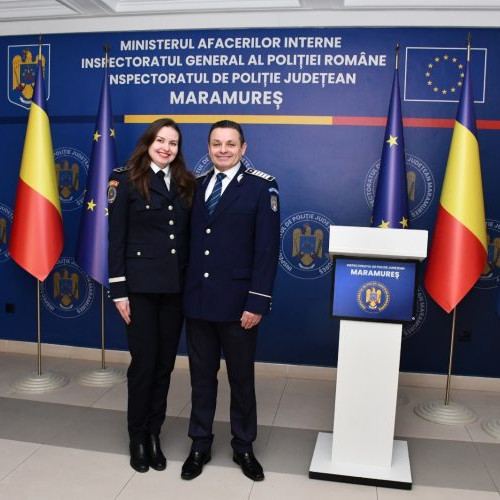 Pensionare emoționantă pentru un polițist alături de fiica sa colegă