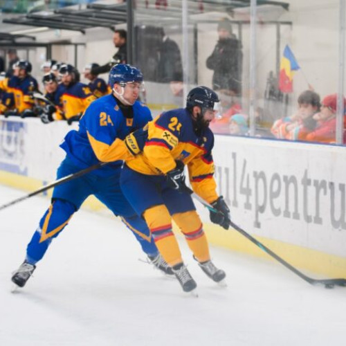 Naționala de hochei pe gheață a României dispută meciuri importante la Brașov