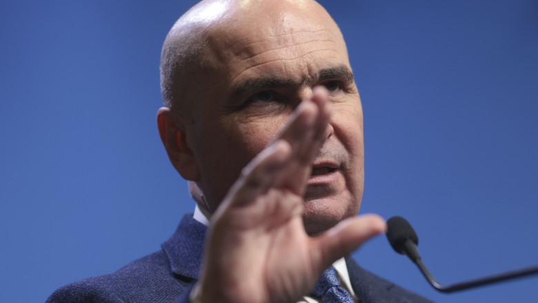 Neplata primei zile de concediu medical: Bolojan spune că a fost propusă de Ministerul Sănătății, o evaluare va avea loc după o lună