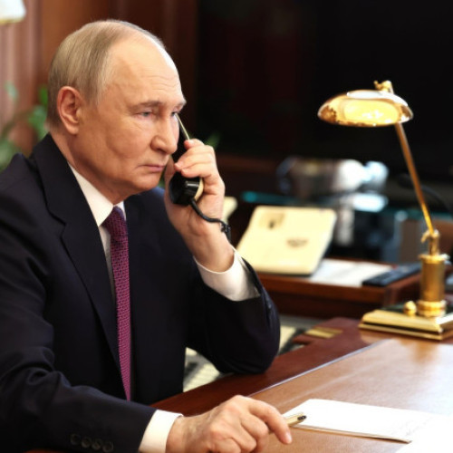 Putin dispus la dialog cu Macron, dar critică diplomația franceză