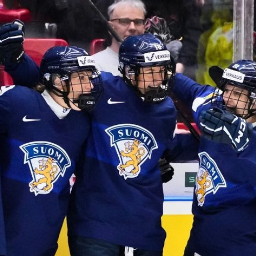 Meciul de hochei feminin Finlanda – Canada, amânat din cauza unui virus contagios