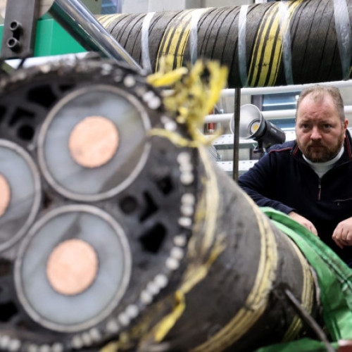 Comisia Europeană introduce măsuri pentru securitatea cablurilor submarine