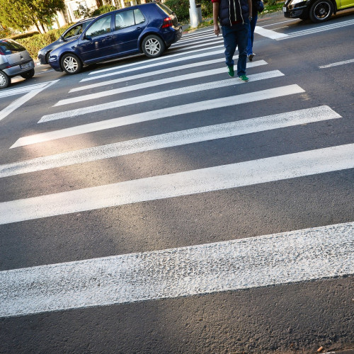 Două femei accidentate pe trecerea de pietoni în Piatra-Neamț și Târgu Neamț