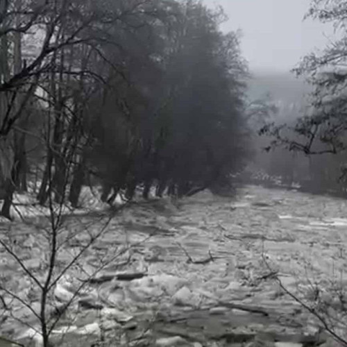 FOTO: Intervenții și măsuri de prevenție pe cursurile de apă din Alba. Precizările autorităților