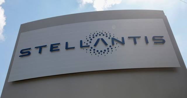 Stellantis anunță o depreciere colosală de 22 miliarde euro