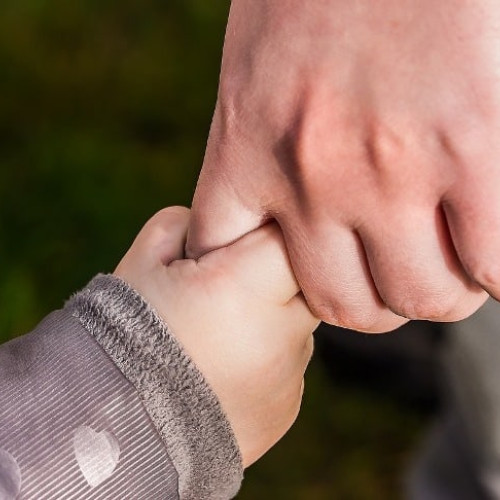 Majorarea beneficiilor de asistență socială cu 10,4%, plăți în luna aprilie 2024, prin AJPIS Alba