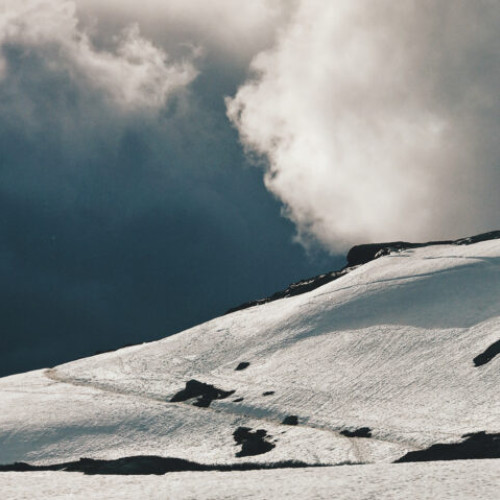 Autorităţile atrag atenţia cu privire la riscul de avalanşe, care a crescut la altitudini de peste 1800 m