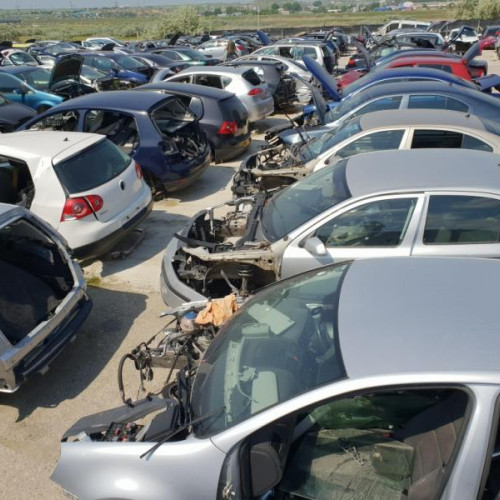 Crește problema dezmembrărilor auto ilegale în Galați, cu noi cazuri descoperite