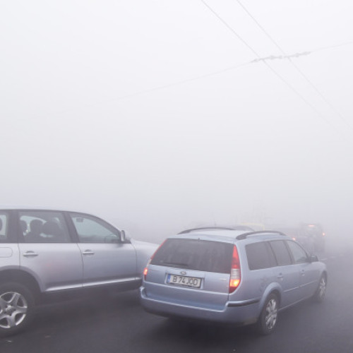 Ceața afectează circulația rutieră în 16 județe din România