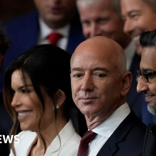 Acțiunile Amazon scad după anunțul investițiilor masive în AI