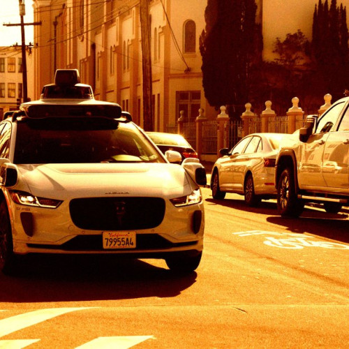 Waymo recurge la muncitori din Filipine pentru controlul vehiculelor autonome