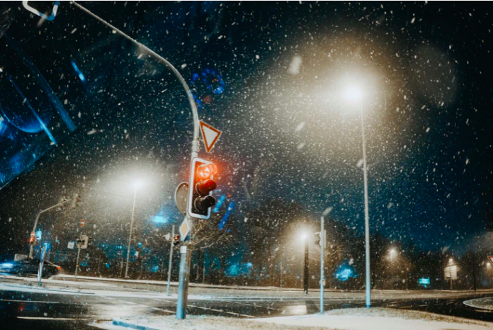 Vreme deosebit de rece și ninsori în următoarele zile