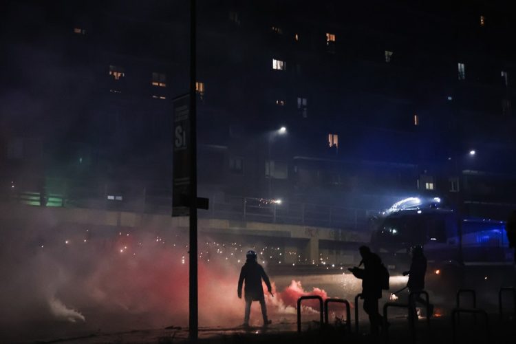 Proteste violente la Milano împotriva Jocurilor Olimpice și costului vieții