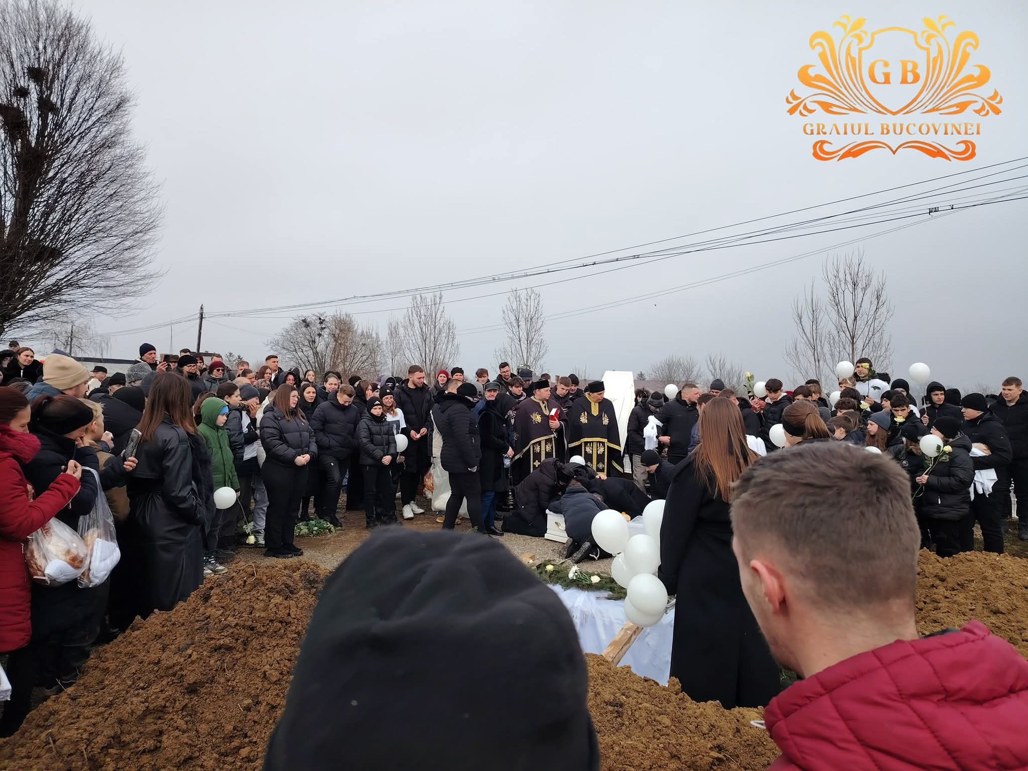 Tragedie în Zvoriștea: Zeci de oameni își iau rămas bun de la Eduard