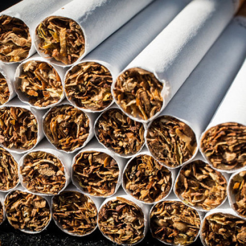 Patru femei prinse în flagrant cu țigarete contrafăcute în București