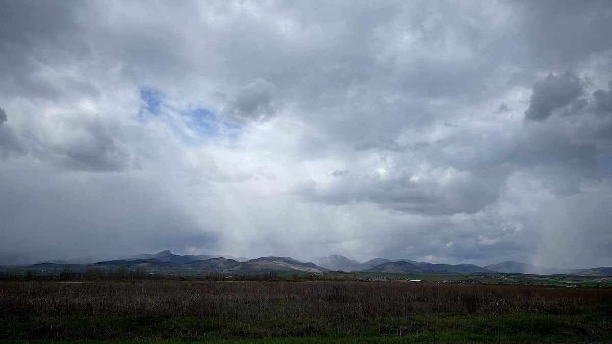 Vreme variată în Alba, cu ninsoare și ploi în săptămâna 9-15 februarie