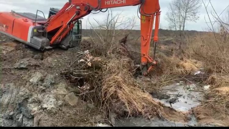 Lucrări de decolmatare pe râul Sălaj, în Maramureș