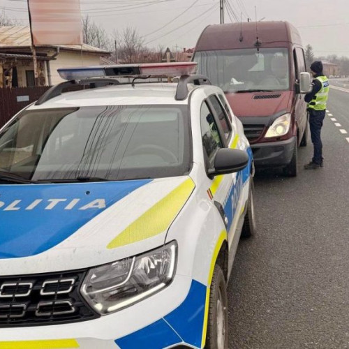 Poliția Vrancea derulează acțiuni pentru siguranța transporturilor rutiere