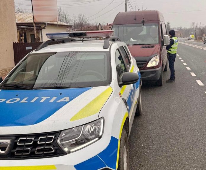 Poliția Vrancea derulează acțiuni pentru siguranța transporturilor rutiere