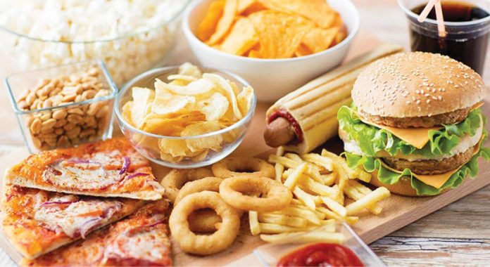 Oamenii de știință compară alimentele ultraprocesate cu țigările