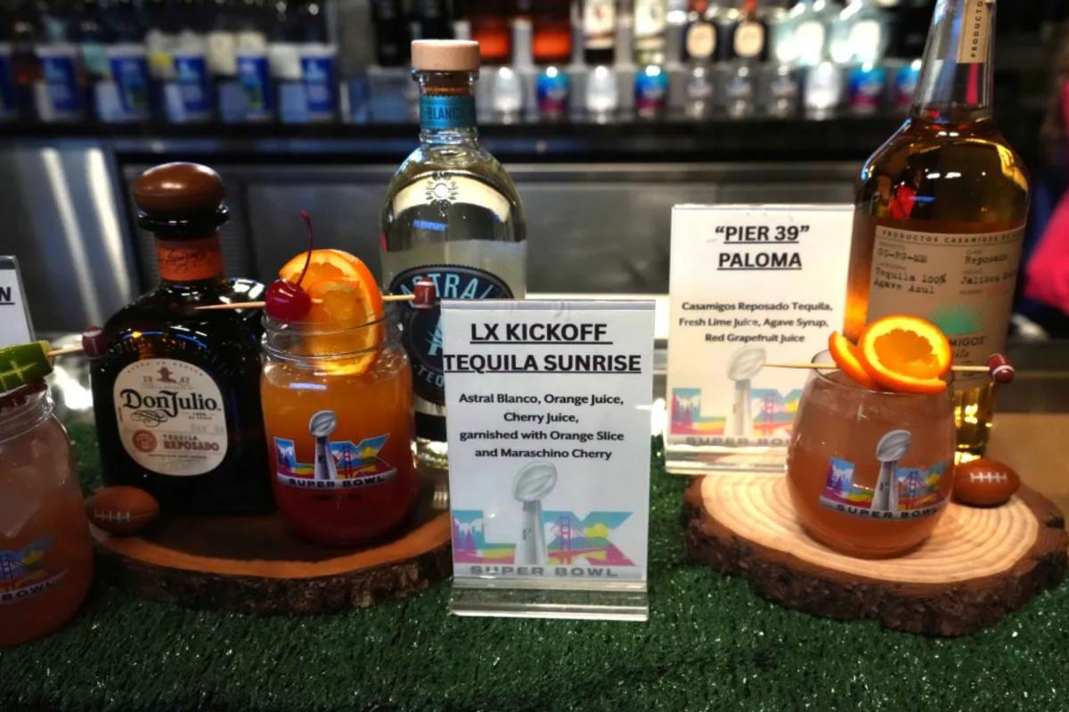 Preturile scandaloase ale conservenților la Super Bowl 2026